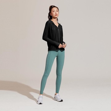 ULTRACOOL-涼感防曬連帽外套-烏黑