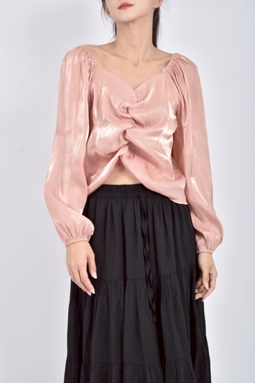 (S) 緞面橘色長袖上衣