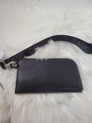 calivn Kevin ck 掛繩小手拿+卡包