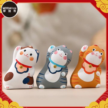 【摩達客】祈願招福-體操伸展招財貓迷你陶瓷開運擺飾三入組合_廠商直送