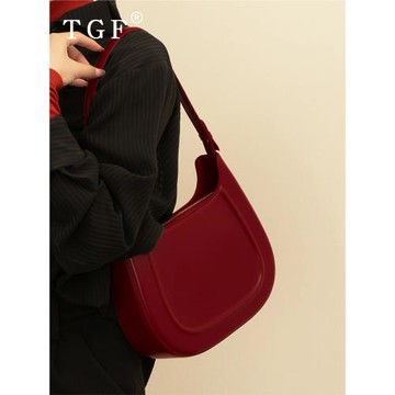 TGF腋下包包女士2025新款復古高級感單肩手提紅色婚包法式馬鞍包