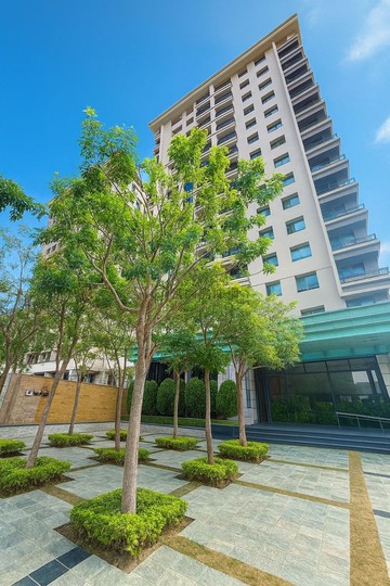 專任|久樘經貿巴黎|水湳經貿旁大三房＋平面車位｜台中市北屯區中清路二段