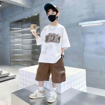 免運【臺灣出貨】男童套裝 中大童韓版字母滿印休閒薄款套裝男寶寶短袖短褲兩件套潮兒童衣服 兒童套裝 兒童短袖套裝