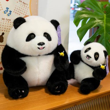 可愛大熊貓公仔玩偶蜜蜂熊貓娃娃成都動物園基地花花仿真毛絨玩具