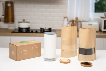 [免運特價]RE Green  | 居家製做有機肥DIY組(買一送四) 廚餘無臭無小蟲四周變黑金_專利得獎設計MIT_環保．有機．再生_2L Capacity, White_(不含攪碎區)非廚餘機電動，DIY有機質是有機肥兩倍以上，循環設計，園藝種植