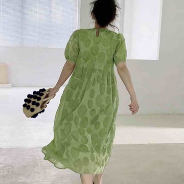 雪紡泡泡短袖仙女綠色連衣裙2022年春夏設計感初戀肌理高級感長裙