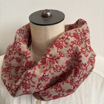 ✳︎ 手工春夏領巾♡紅棉麻小花蕾絲刺繡♡♡防紫外線花粉溫差對策