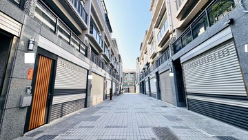 孔宅綠園特區｜買大樓不如住雙車別墅｜高雄市小港區孔宅三路