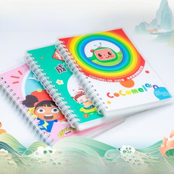 英語兒歌cocomelon成語故事yakkade早教啟蒙小縱隊隨身聽本毛毛蟲