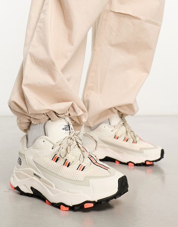 The North Face VECTIV Taraval trail trainers in off white