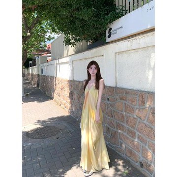 法式仙女氣質海邊度假長裙垂墜感黃色暈染印花v領吊帶連衣裙女夏
