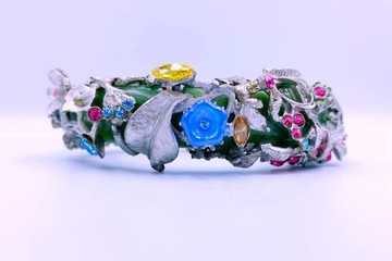 翡翠花圈_金工藝術品