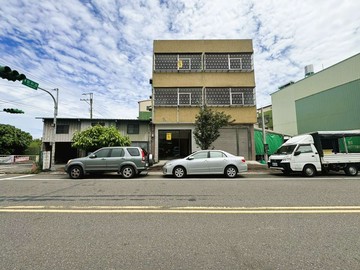 土地38坪草屯雙面臨路雙店面雙車庫透天｜南投縣草屯鎮信義街