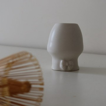 晨霧白蝴蝶結 手工陶瓷茶筅座 Chasen Stand Matcha Whisk Holder