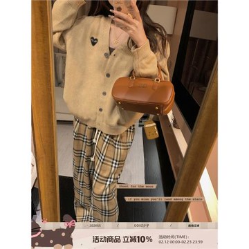 慵懶V領愛心復古針織開衫毛衣