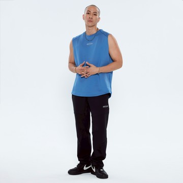 AIRtx 太空剪接寬版長褲