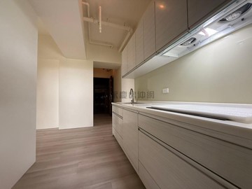 選我選我小港清景麟國家公園面中庭3房平車｜高雄市小港區松園六路