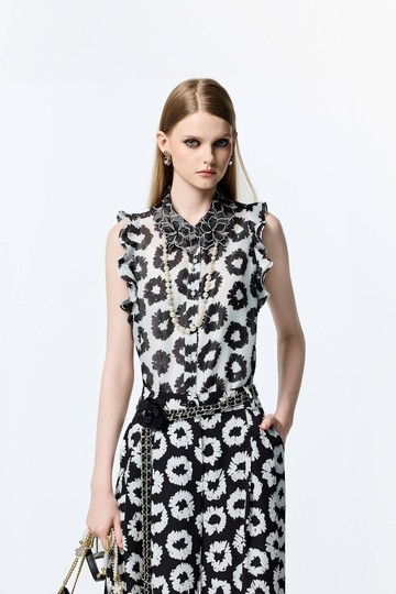 黑白手繪花荷葉背心上衣