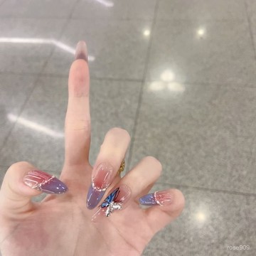 ✨Hannah✨【貓姿密語】新款貓眼爆款閃蝶美甲極光爆閃小藍蝶僊氣手繪蝴蝶精緻穿戴甲 QSIR