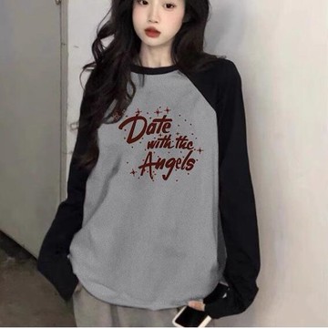 愛依依 上衣 長袖T卹 印花上衣 T恤衫 學院風中大尺碼 M-3XL新款美式復古撞色插肩袖寬鬆內搭打底上衣-10092.