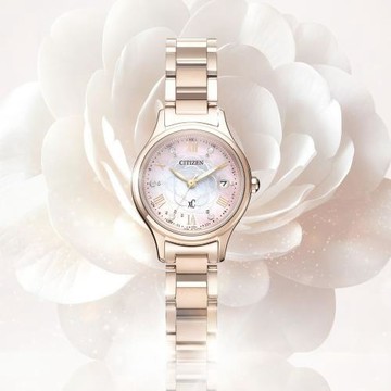 CITIZEN 星辰 xC 限量款光動能鈦金屬電波錶/櫻花粉紅金/25mm/ES9498-69N