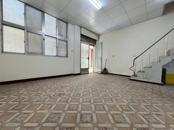 透天239中央公園旁｜捷運3分鐘的玉竹商圈老宅｜高雄市新興區玉竹二街