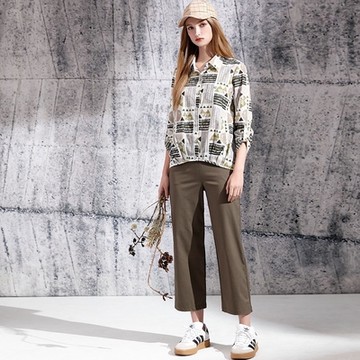 JIN HWA 今譁 詹譁霓 韓版個性印花前短後長打摺造型修身顯瘦上衣V6261