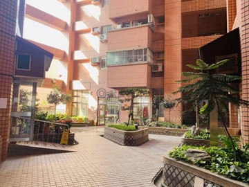 岡山◆天第大樓◆全屋整新◆正三房◆美大樓｜高雄市岡山區新樂街