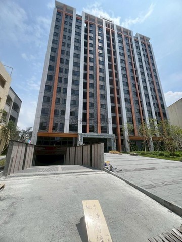 台南佳鋐郡/全新未住/首購族首選2房平車｜台南市北區中華北路一段