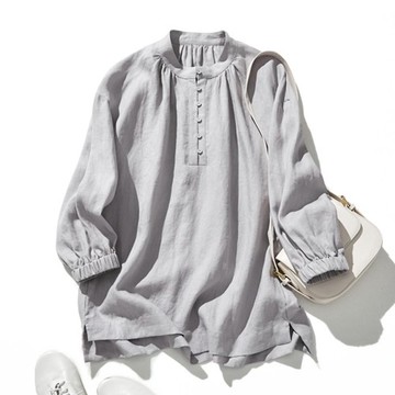 自然風亞麻長版上衣 寬鬆剪裁 休閒穿搭 透氣舒適 淺灰色240311-2