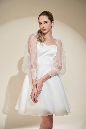 Grace 經典透膚綁帶活動袖