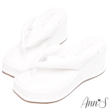 Ann’S美圖厚底系列-澎澎夾腳方頭涼拖鞋-7.5cm-白