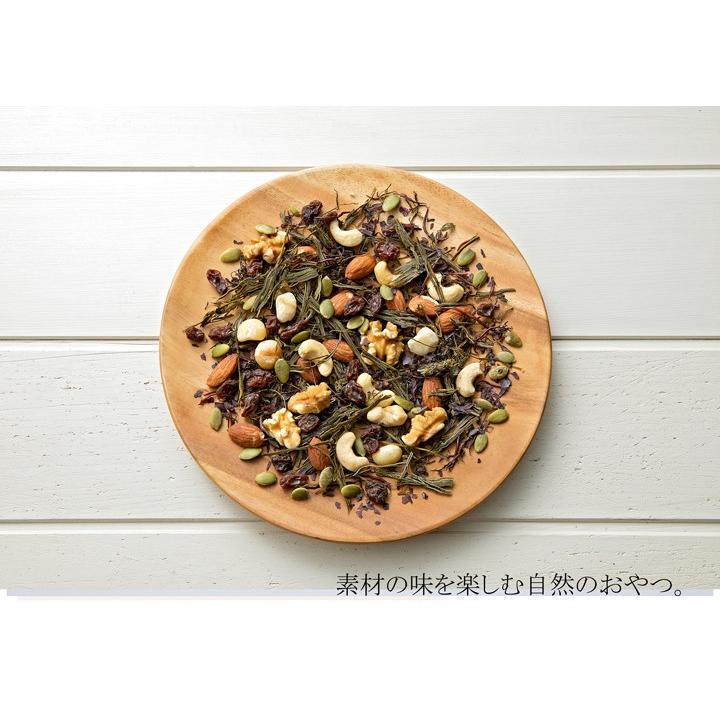 昆布村 NutsKo (ナツコ) 70g 能戸フーズ ミックスナッツ＆昆布・海藻スーパーフード10種類