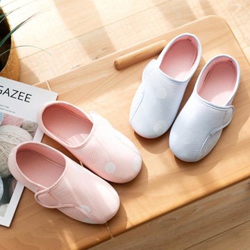 夏款防滑老人鞋輕便家居軟底防滑奶奶鞋平底媽媽老布鞋孕婦腳腫鞋