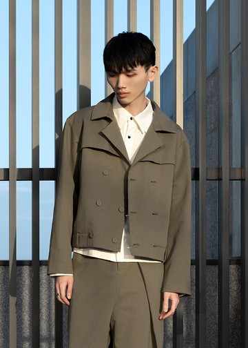 雙排釦短版風衣