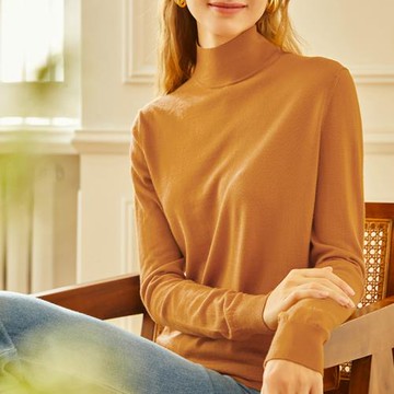 品哥弟新修身半高領毛衣針織衫