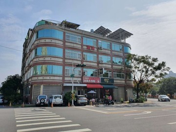 美術館⚡河岸景觀⚡稀有金透店｜高雄市鼓山區美術東四路