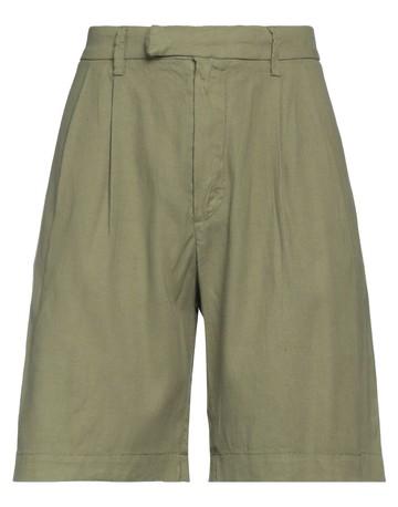 REIGN Shorts & Bermuda Shorts - Item 13992569