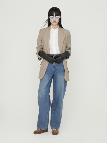 Peaked Collar Loose Fit Wool Blend Jacket [Beige] (LFJAS25240BEX)
