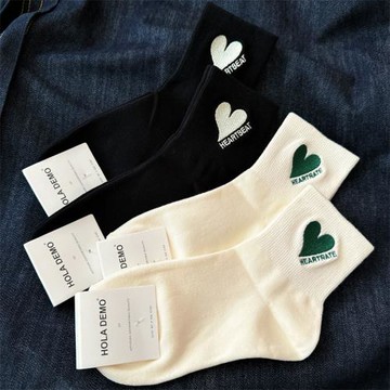 襪子女韓國ins潮網紅女士中筒襪純棉夏季薄款刺繡愛心學院風短襪