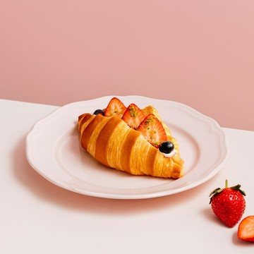 🍓2026草莓季 晨光草莓可頌