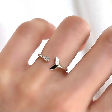 銀925 美人魚的光芒/S925 CZ 鋯石 鑽石 美人魚 戒指 指環/可長時間配戴 sv925 純銀