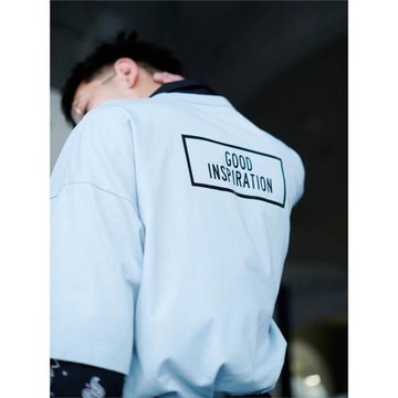 GU極優 三源康裕 MIHARAYASUHIRO 合作款寬松T恤(5分袖)MY 333500