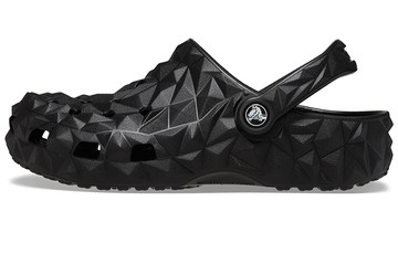 CROCS CLASSIC GEOMETRIC CLOGS BLACK