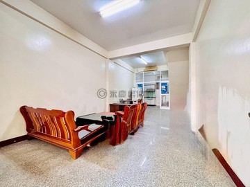 高餐生活圈❇4米面寬❇朝北❇正4樓騎樓透天｜高雄市小港區松華路