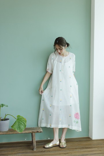 Jamdani織紋蓮花刺繡短袖長洋裝