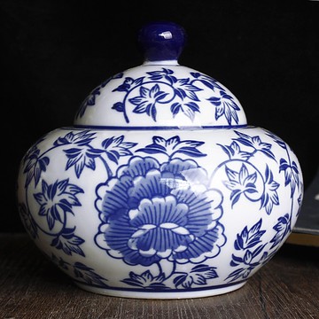 青花釉下彩中式瓷擺件 青花陶瓷收納罐 帶蓋子小罐子軟裝飾品