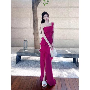 生日小禮服裙宴會女氣質沙灘裙海邊度假三亞玫紅色長款吊帶連衣裙