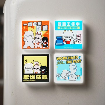 EMO NEKO CLUB 社團の發光燈箱 Blind Box