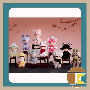 【5月預購】 MIMI無事小妖怪搪膠毛絨 盲盒 一中盒9入｜毛絨造型可愛吊飾收藏推薦｜愛蛋客